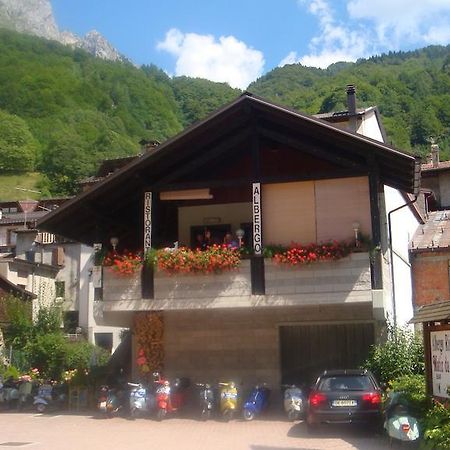 Albergo Matiz Da Otto 팔루차 외부 사진